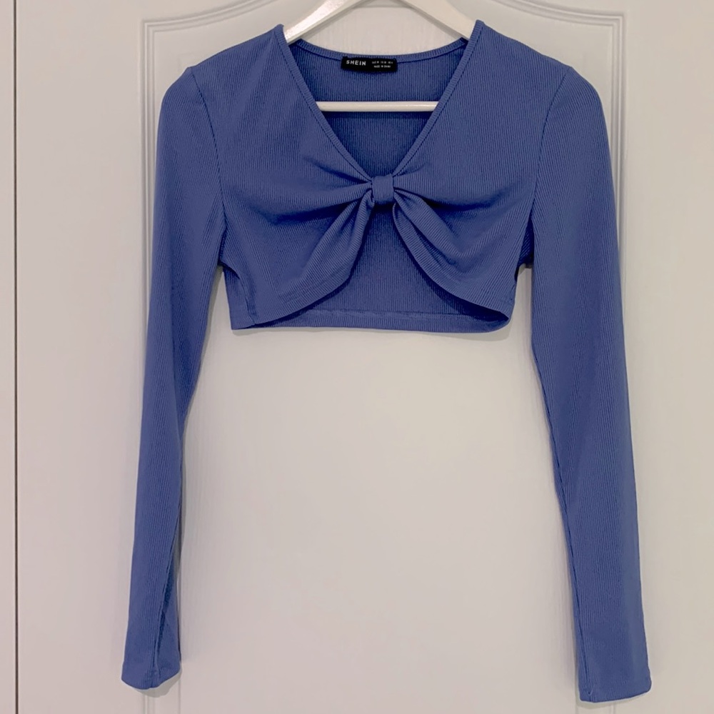 SHEIN Blue Knot Front Crop Top